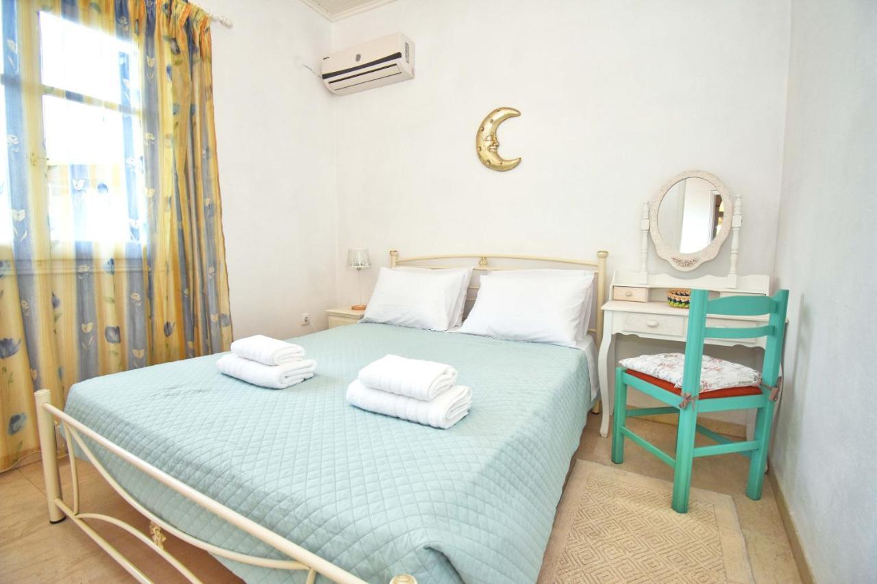 Ninas Cottage Linia Екстер'єр фото