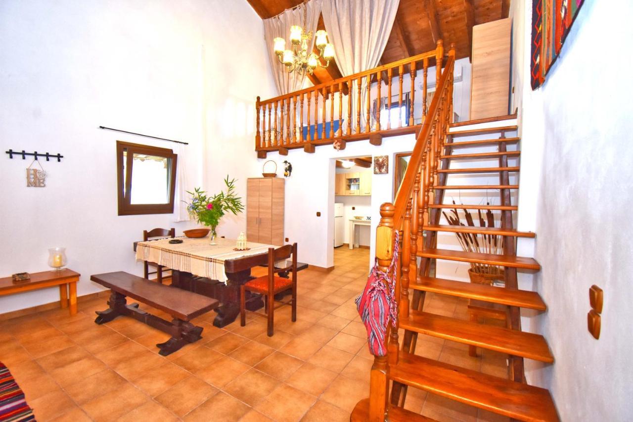 Ninas Cottage Linia Екстер'єр фото